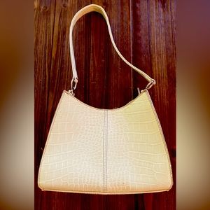 Small Vintage Liz Claiborne Ivory Handbag